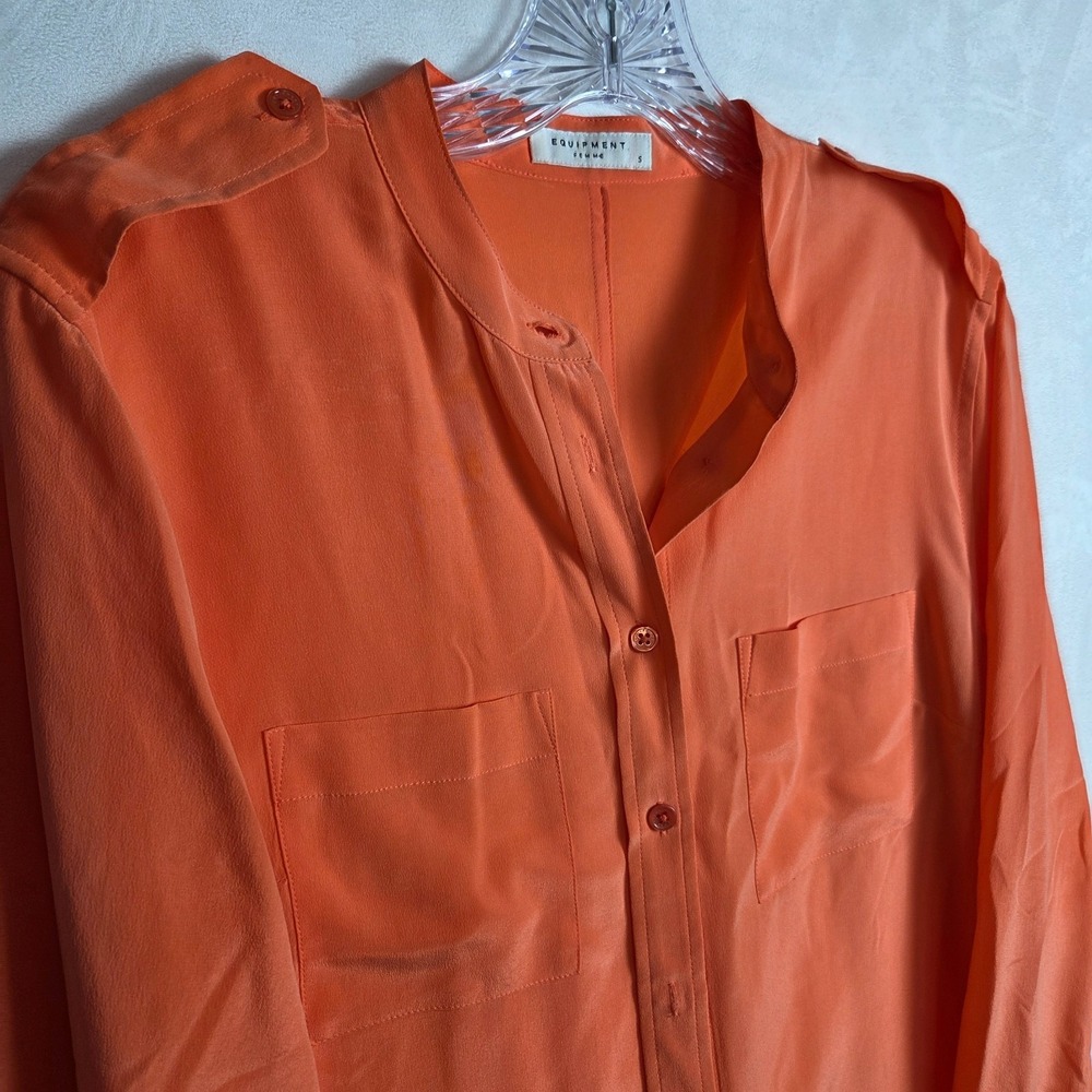 Equipment Femme 100% Silk Button Down Blouse Size Small Office Chic Quiet Lux‎